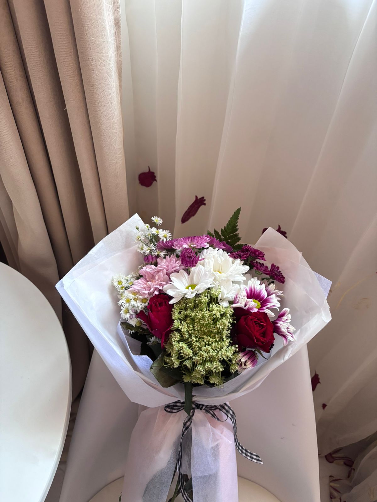 Rose bloom bouquet